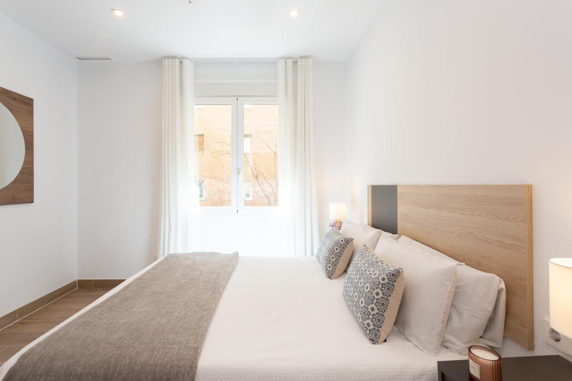 Appartamento General Oraa - Darya Living Madrid Esterno foto